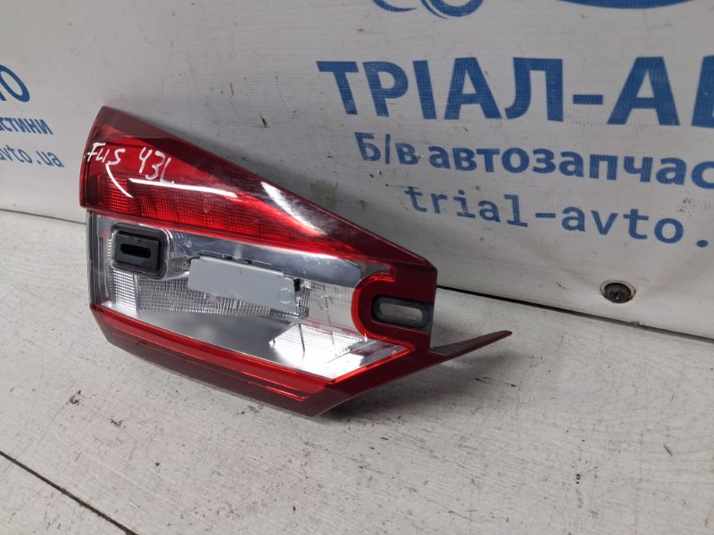 Фонарь задний внутренний левый Ford Fusion USA 2 1.5 бензин ENUN0