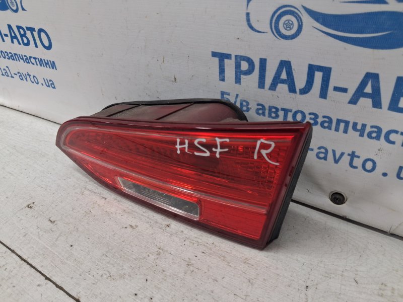 Фонарь задний внутренний правый Hyundai Santa fe DM 2.4 бензин G4KJ