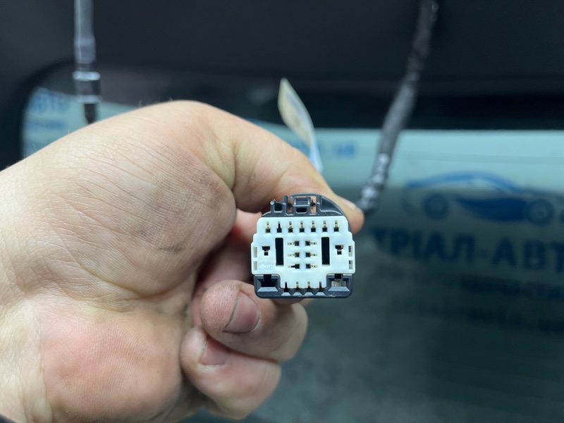 Крышка багажника Edge 2015-2018 2 2.0 бензин ENR90