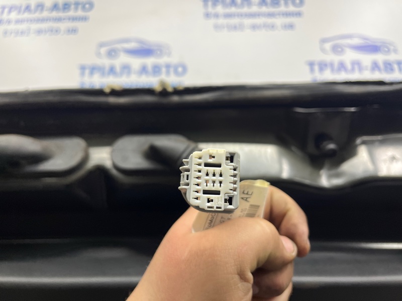 Крышка багажника Edge 2015-2018 2 2.0 бензин ENR90