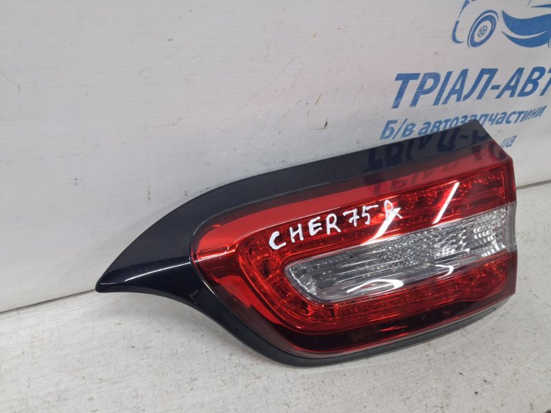 Фонарь задний внутренний правый Cherokee 2013-2019 KL 2.4 бензин ED6