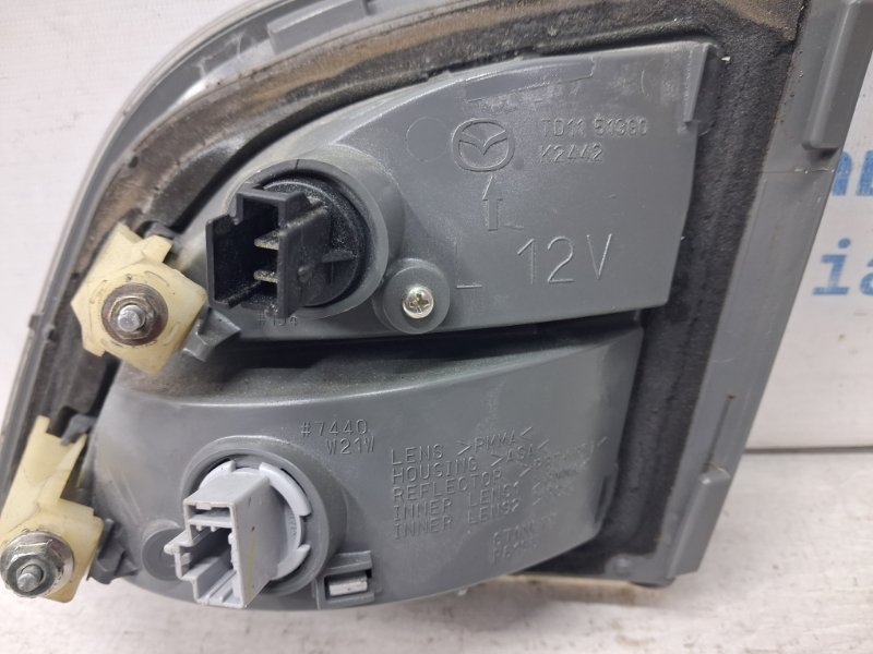 Фонарь задний внутренний левый CX 9 2006-2015 TB 3.7 бензин MZI