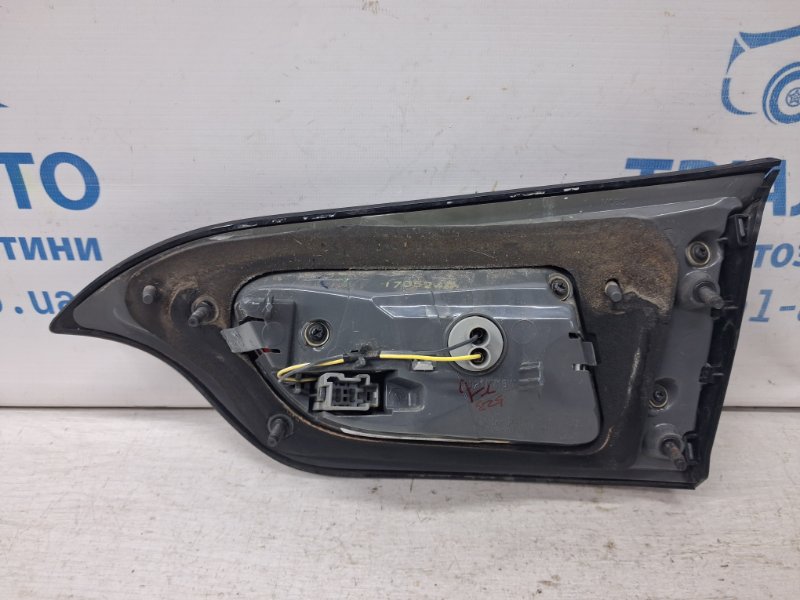 Фонарь задний внутренний левый Cherokee 2013-2019 KL 3.2 бензин EHK Фонарь задний внутренний левый Cherokee 2013-2019 KL 3.2 бензин EHK