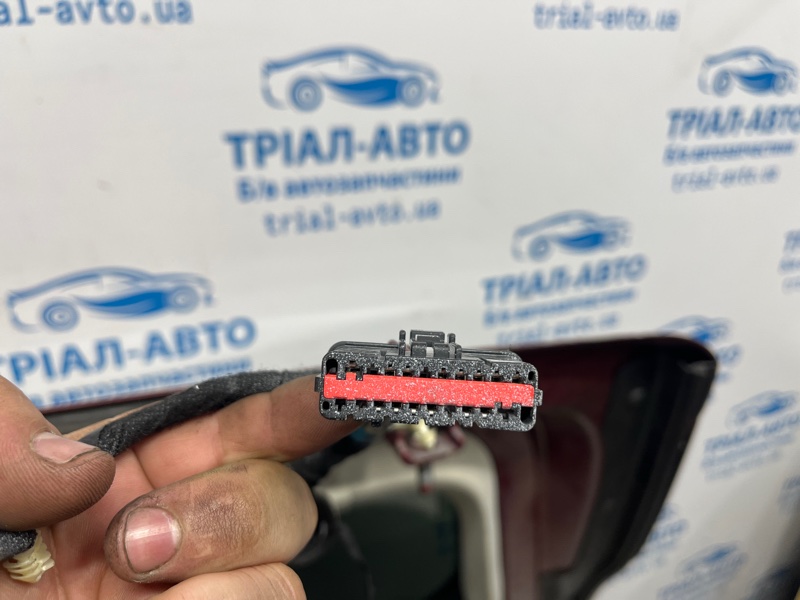 Крышка багажника Escape 2012-2019 3 2.0 бензин ENR90