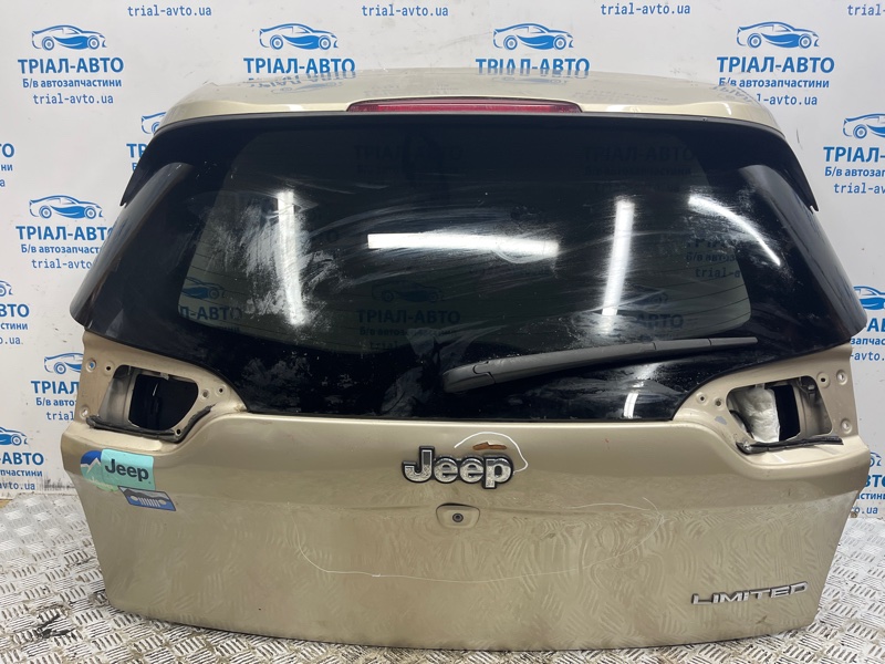 Крышка багажника Cherokee 2013-2019 KL 2.4 бензин ED6 Крышка багажника Cherokee 2013-2019 KL 2.4 бензин ED6