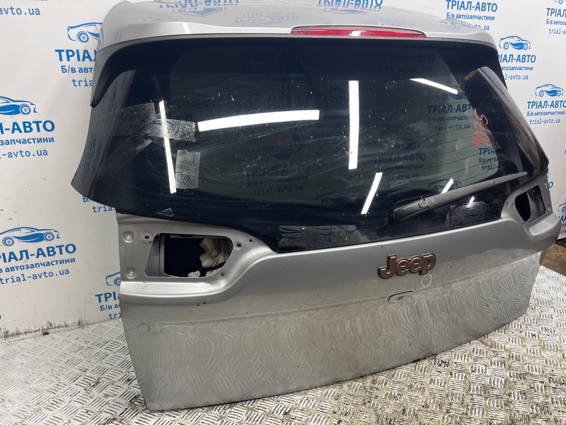 Крышка багажника Cherokee 2013-2019 KL 2.4 бензин ED6