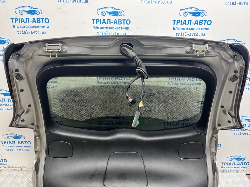 Крышка багажника Cherokee 2013-2019 KL 2.4 бензин ED6