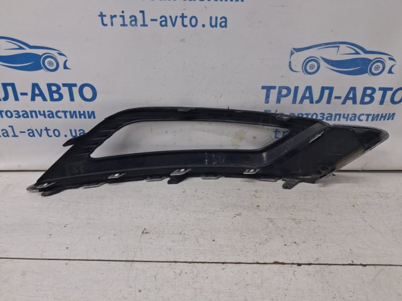 Решетка противотуманки левая Fusion USA 2013-2020 2 1.5 бензин ENUN0