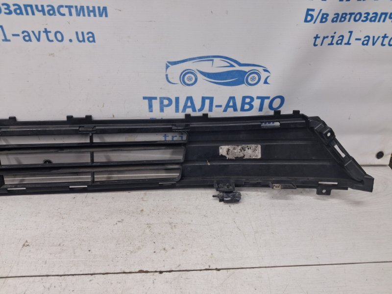 Решетка бампера центральная Fusion USA 2013-2020 2 1.5 бензин ENUN0