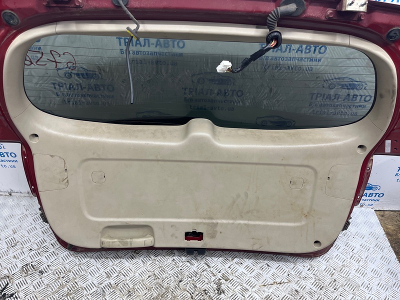 Крышка багажника Sorento 2009-2021 XM 2.4 бензин G4KJ Крышка багажника Sorento 2009-2021 XM 2.4 бензин G4KJ