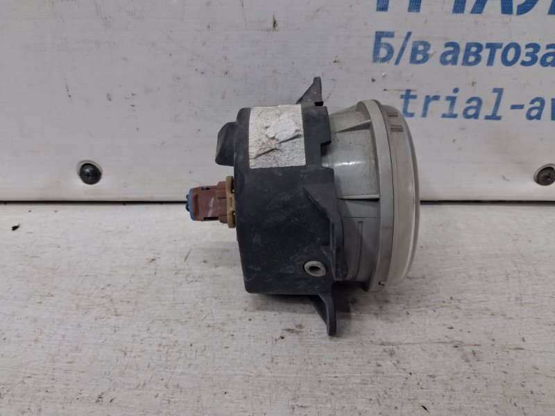 Фара противотуманная левая Cherokee 2013-2019 KL 2.4 бензин ED6 Фара противотуманная левая Cherokee 2013-2019 KL 2.4 бензин ED6