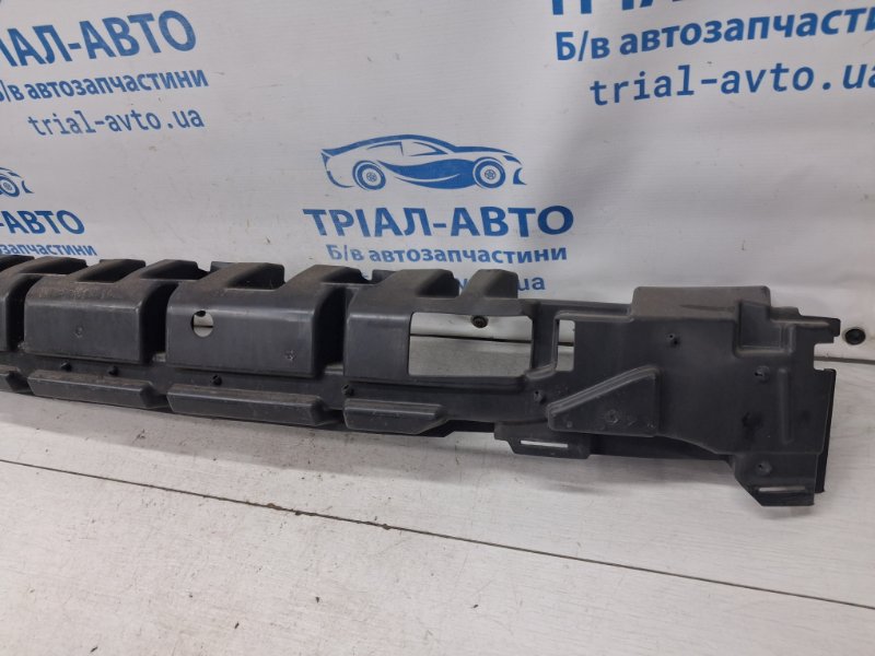 Абсорбер переднего бампера Cherokee 2013-2019 KL 2.4 бензин ED6 Абсорбер переднего бампера Cherokee 2013-2019 KL 2.4 бензин ED6