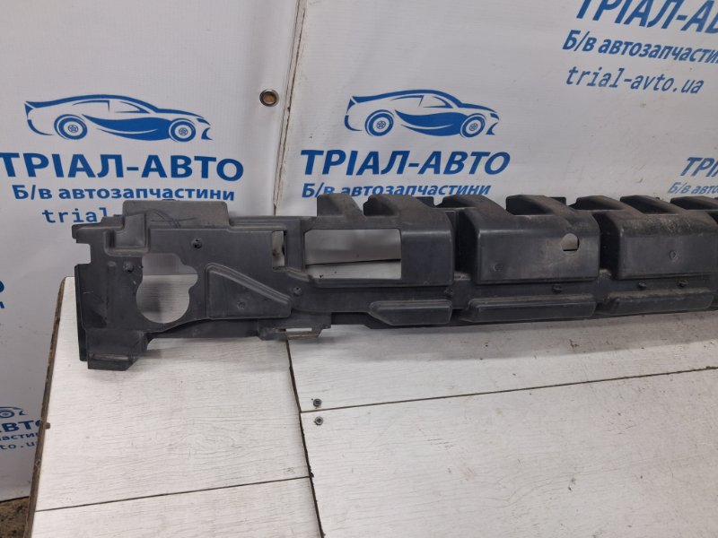 Абсорбер переднего бампера Jeep Cherokee KL 2.4 бензин ED6 Абсорбер переднего бампера Jeep Cherokee KL 2.4 бензин ED6