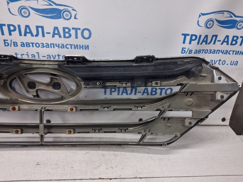 Решетка радиатора Santa fe 2012-2019 DM 2.4 бензин G4KJ