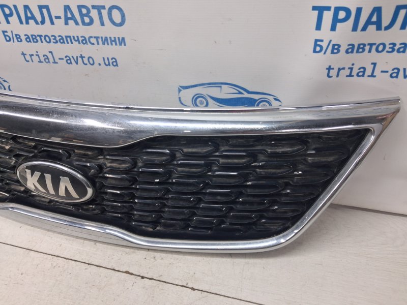 Решетка радиатора Рестайлинг Kia Sorento XM 2.4 бензин G4KJ