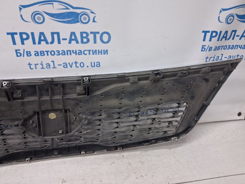 Решетка радиатора Рестайлинг Sorento 2009-2021 XM 2.4 бензин G4KJ
