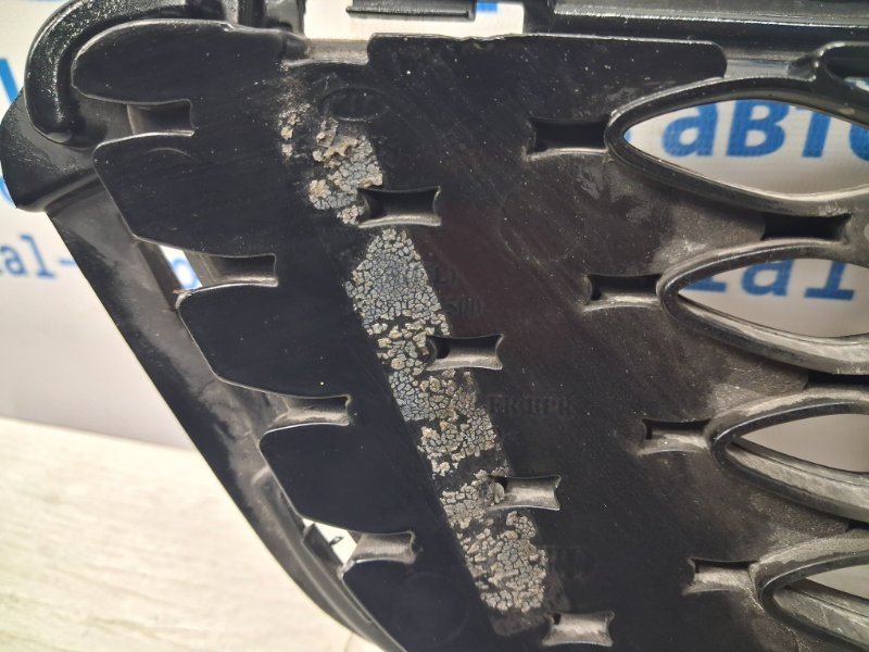 Решетка бампера центральная Optima 2010-2016 TF 2.4 бензин G4KJ