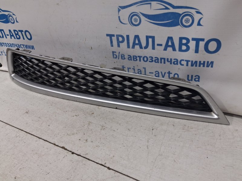 Решетка переднего бампера правая Acura MDX YD2 3.7 бензин J37A1