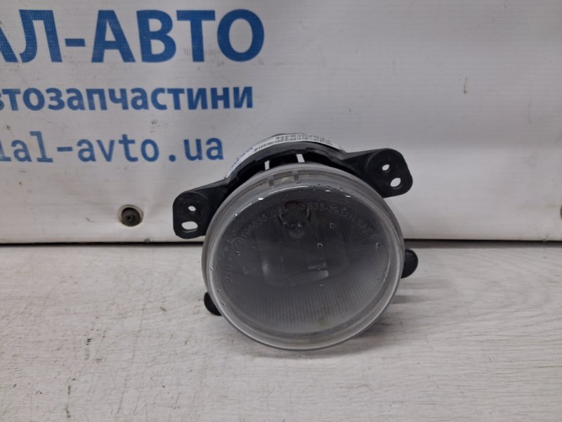 Запчасть фара противотуманная правая Jeep Cherokee 2013-2019 KL 3.2 бензин EHK 5182026AA Б/У Фара противотуманная правая Jeep Cherokee 2013-2019 KL 3.2 бензин EHK 5182026AA Б/У