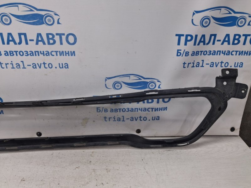 Решетка бампера центральная Cherokee 2013-2019 KL 3.2 бензин EHK Решетка бампера центральная Cherokee 2013-2019 KL 3.2 бензин EHK