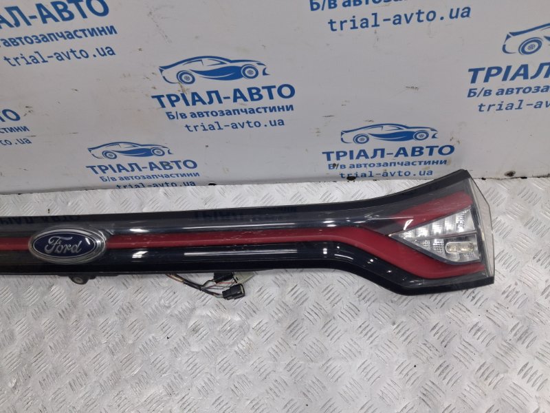 Фонарь крышки багажника Ford Edge 2 2.0 бензин ENR90