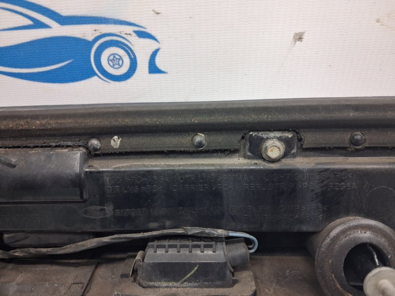 Фонарь крышки багажника Edge 2015-2018 2 2.0 бензин ENR90