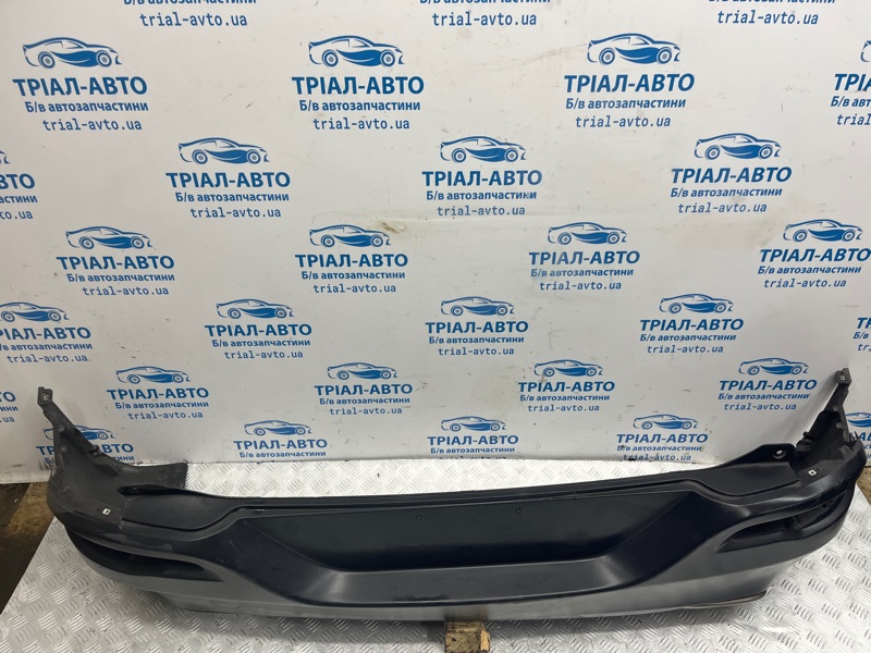 Бампер задний Cherokee 2013-2019 KL 2.4 бензин ED6 Бампер задний Cherokee 2013-2019 KL 2.4 бензин ED6