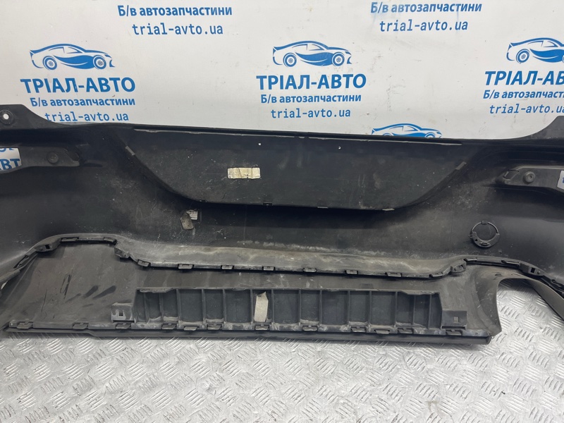 Бампер задний Cherokee 2013-2019 KL 2.4 бензин ED6 Бампер задний Cherokee 2013-2019 KL 2.4 бензин ED6