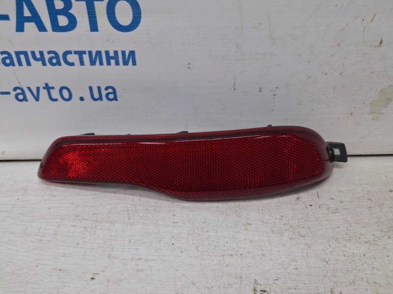 Катафот правый Jeep Cherokee 2013-2019 KL 2.4 бензин ED6 68105144AC Б/У