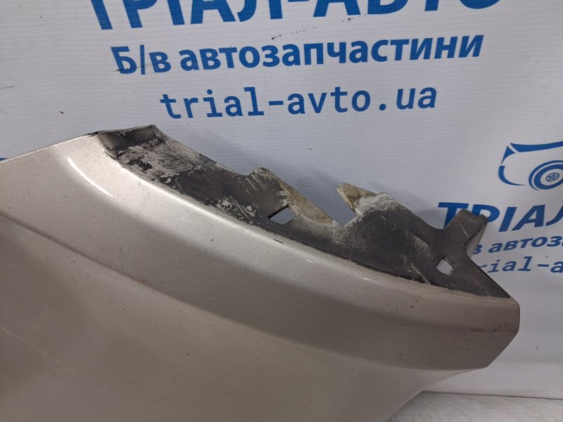 Бампер задний левый клык Jeep Cherokee KL 2.4 бензин ED6