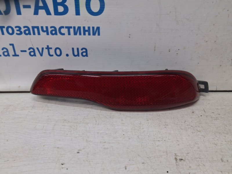 Катафот правый Jeep Cherokee 2013-2019 KL 2.4 бензин ED6 68105144AB Б/У