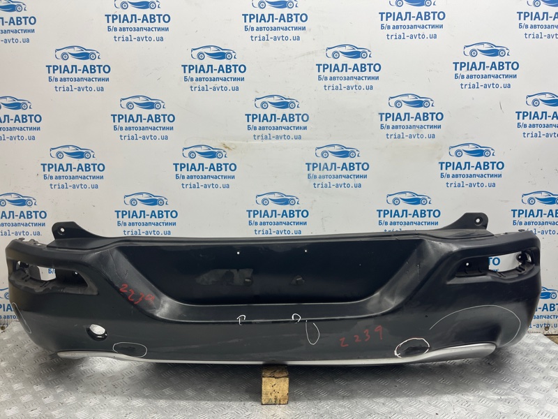 Бампер задний Cherokee 2013-2019 KL 2.4 бензин ED6 Бампер задний Cherokee 2013-2019 KL 2.4 бензин ED6