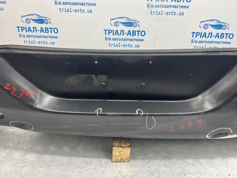 Бампер задний Cherokee 2013-2019 KL 2.4 бензин ED6 Бампер задний Cherokee 2013-2019 KL 2.4 бензин ED6