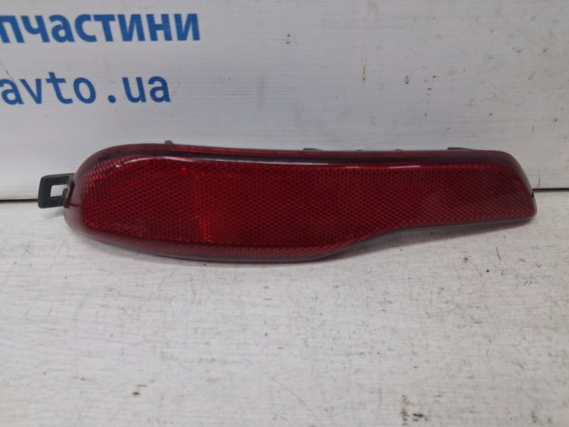 Запчасть катафот левый Jeep Cherokee 2013-2019 KL 2.4 бензин ED6 68105145AB Б/У Катафот левый Jeep Cherokee 2013-2019 KL 2.4 бензин ED6 68105145AB Б/У