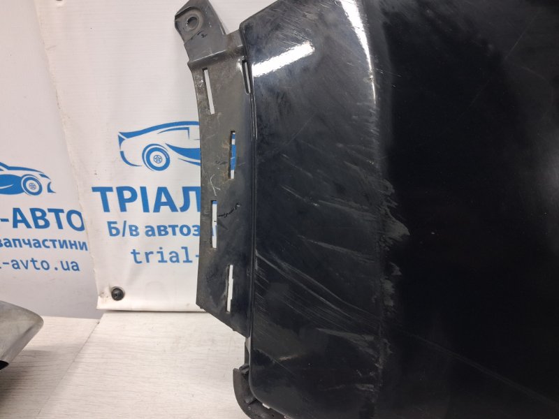 Бампер задний левый клык Cherokee 2013-2019 KL 3.2 бензин EHK Бампер задний левый клык Cherokee 2013-2019 KL 3.2 бензин EHK