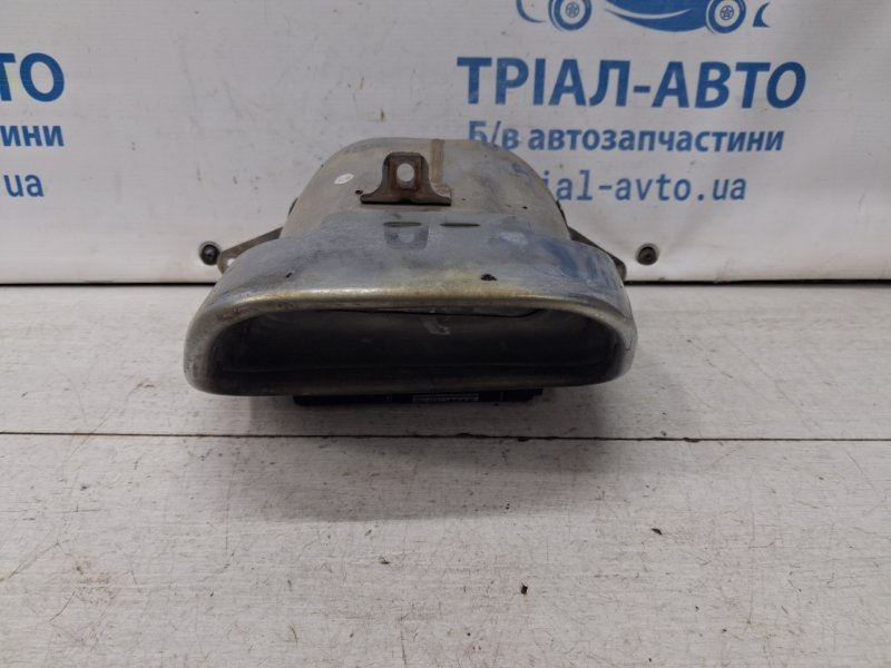 Запчасть глушитель Jeep Cherokee 2013-2019 KL 3.2 бензин EHK 68236949AA Б/У Глушитель Jeep Cherokee 2013-2019 KL 3.2 бензин EHK 68236949AA Б/У