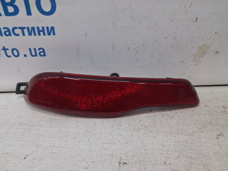 Катафот левый Jeep Cherokee 2013-2019 KL 3.2 бензин EHK 68105145AC Б/У