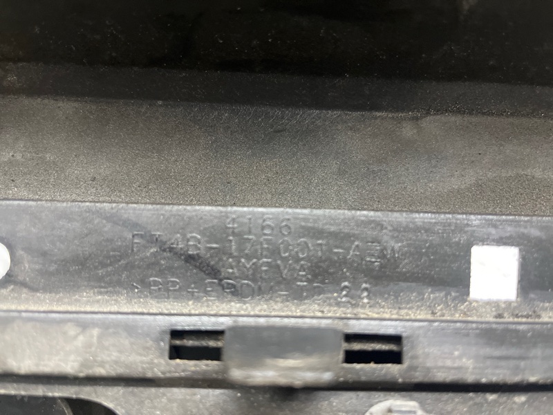 Бампер задний Edge 2015-2018 2 2.0 бензин ENR90