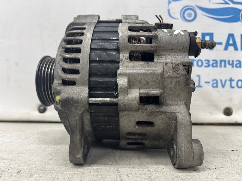 Генератор Infiniti FX 2002-2008 S50 3.5 бензин VQ35DE 23100CD010 Б/У