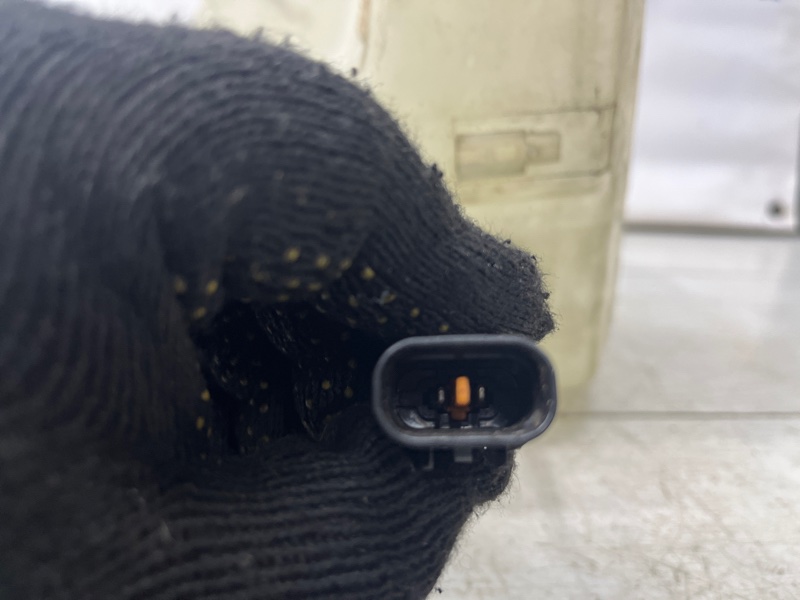 Бачок омывателя Optima 2010-2016 TF 2.4 бензин G4KJ