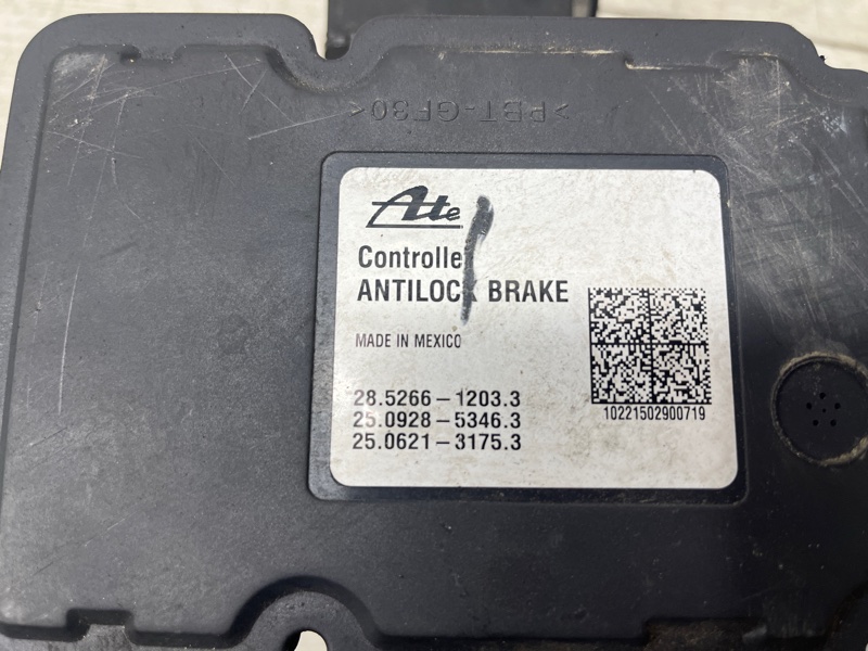 Блок abs Journey 2007-2020 1 2.4 бензин ED3