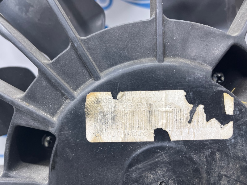 Диффузор с вентилятором радиатора Optima 2010-2016 TF 2.4 бензин G4KJ