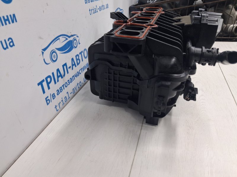 Коллектор впускной пластик Ford Fusion USA 2 1.5 бензин ENUN0