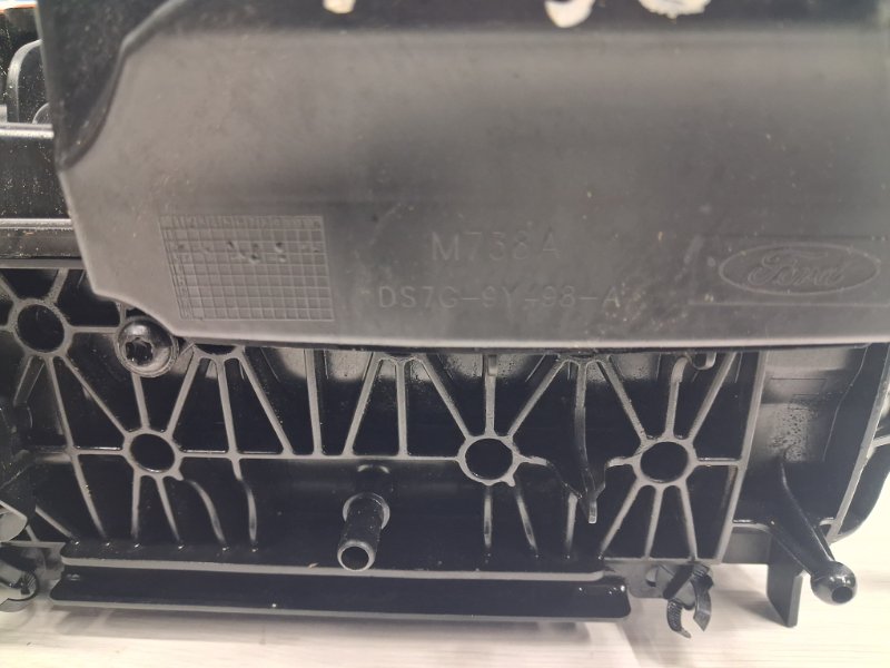 Коллектор впускной пластик Fusion USA 2013-2020 2 1.5 бензин ENUN0