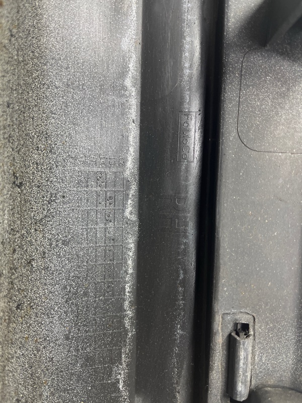 Накладка порога внешняя правая Fusion USA 2013-2020 2 1.5 бензин ENUN0