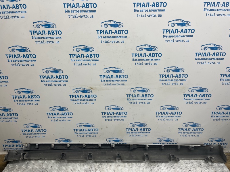 Накладка порога внешняя правая Fusion USA 2013-2020 2 1.5 бензин ENUN0