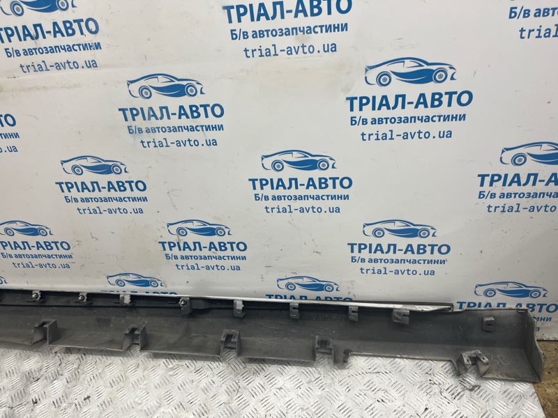 Накладка порога внешняя правая Fusion USA 2013-2020 2 1.5 бензин ENUN0