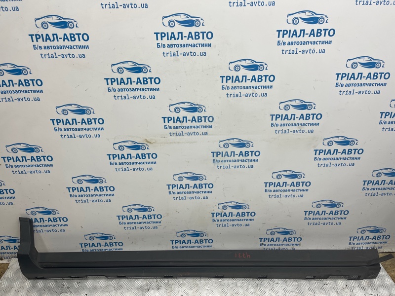 Накладка порога внешняя правая Ford Escape 2012-2019 3 2.0 бензин ENR90 CJ5Z7810176AB Б/У