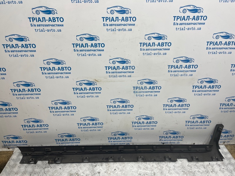 Накладка порога внешняя правая Escape 2012-2019 3 2.0 бензин ENR90