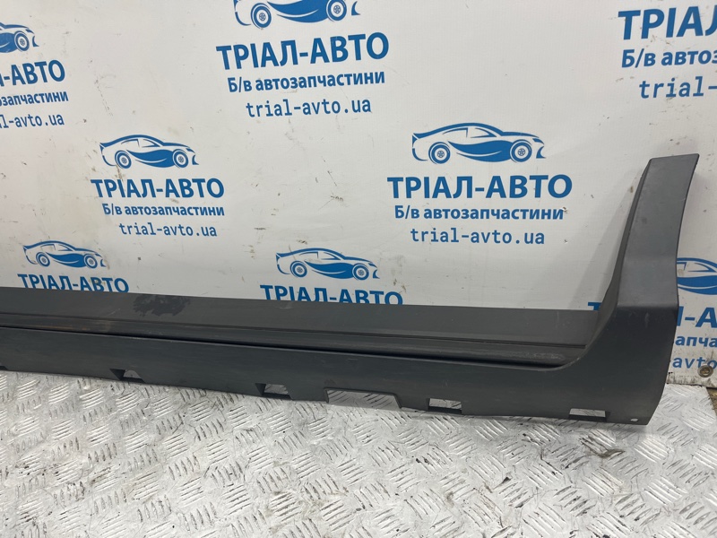 Накладка порога внешняя левая Escape 2012-2019 3 2.0 бензин ENR90